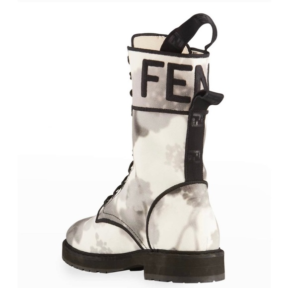 AUTHENTIC FENDI BOOTS - Picture 2 of 11